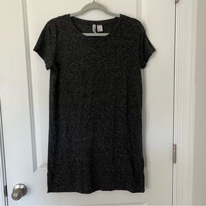Divided Dark Gray Short Sleeve T-Shirt Dress Size Small